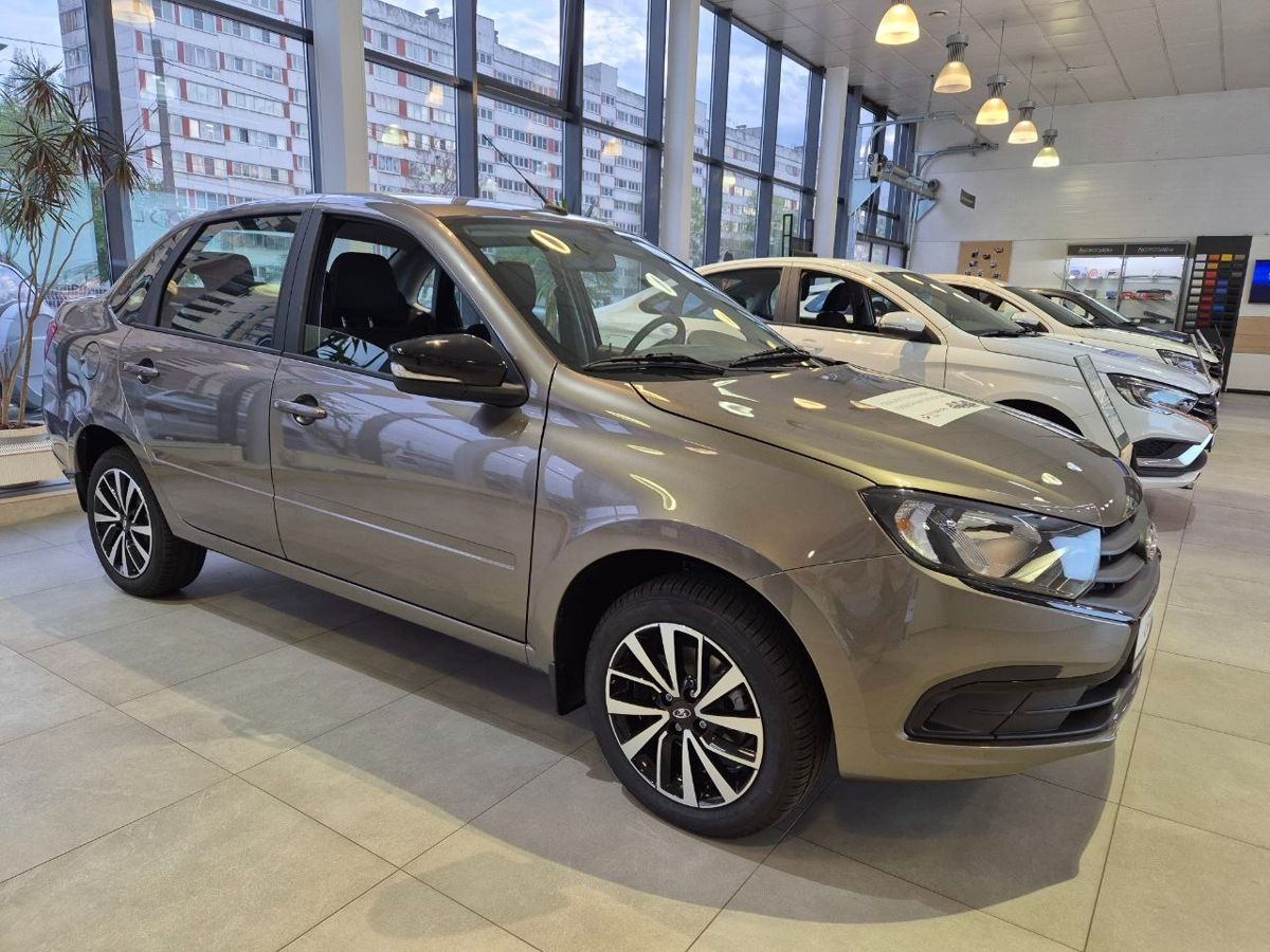 LADA Granta лифтбек I Рестайлинг, Золотисто-коричневый "Кориандр" металлик, 1007200 рублей, вид 4