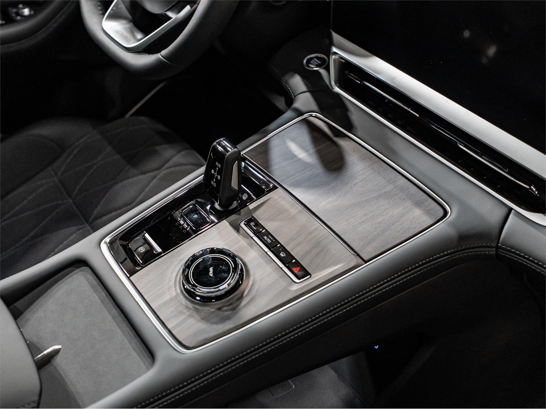 Geely Monjaro I, Aurora Silver / Серебристый металлик, 3474990 рублей, вид 19