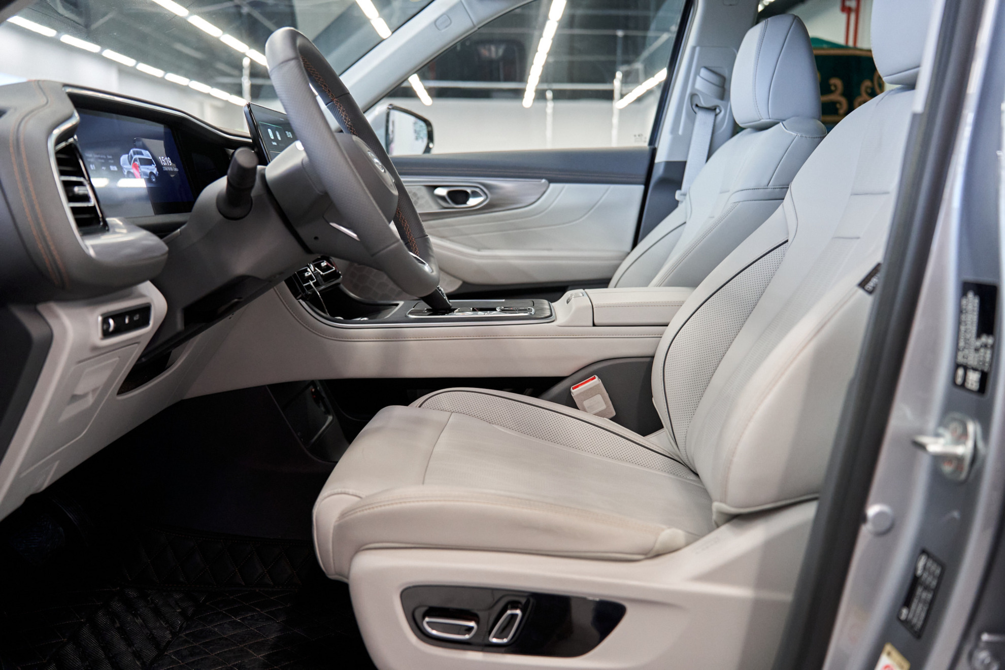 GAC GS8 II, Серебристый, 3799000 рублей, вид 12