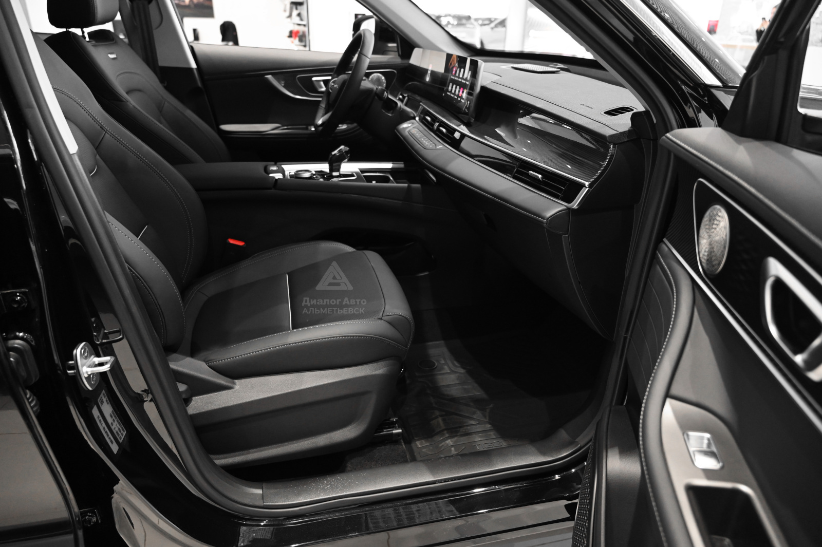 Chery Tiggo 7L I, Глубокий черный, 2118600 рублей, вид 11