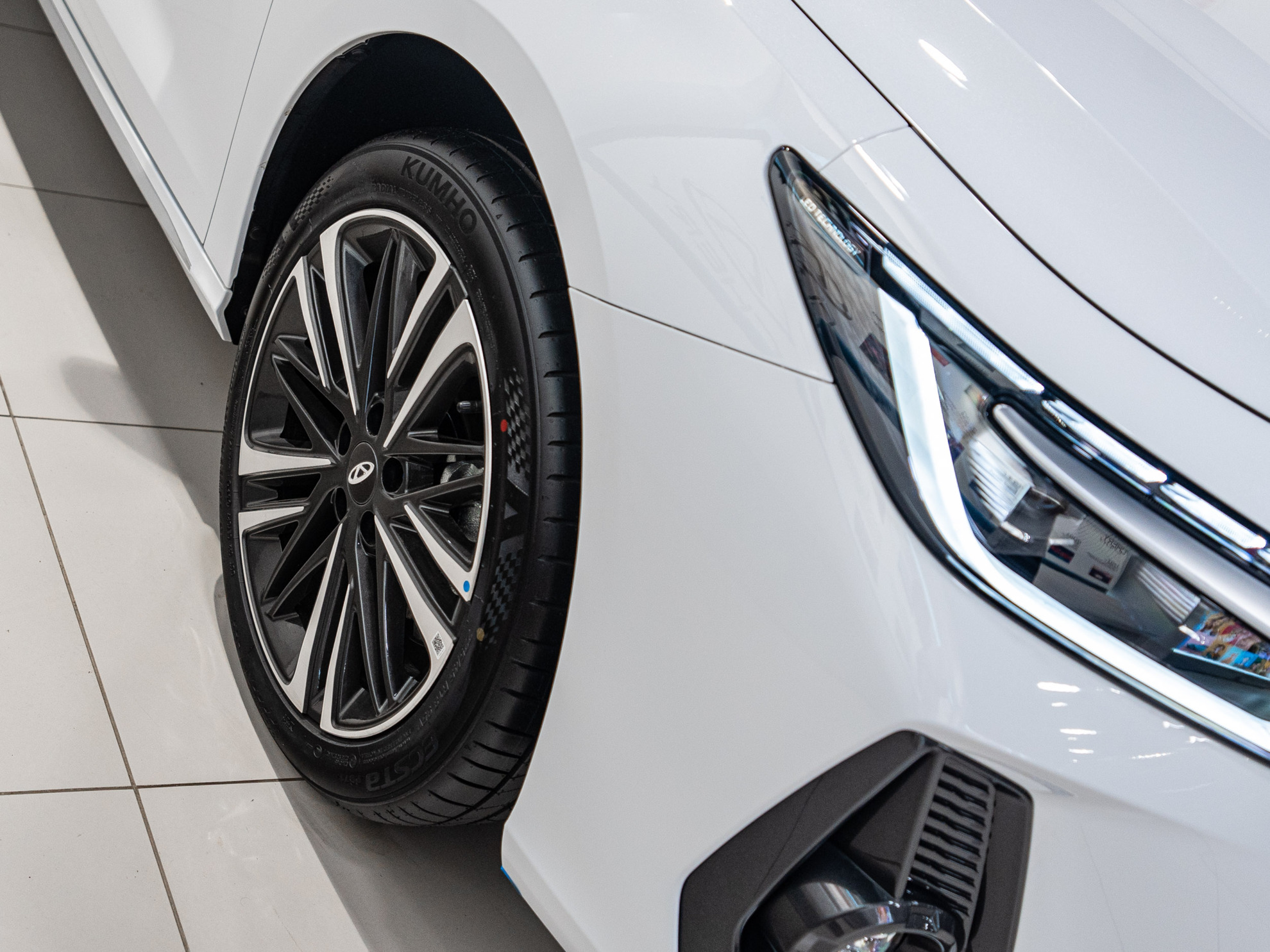 Chery Arrizo 8 I, Искрящийся белый, 2360000 рублей, вид 16