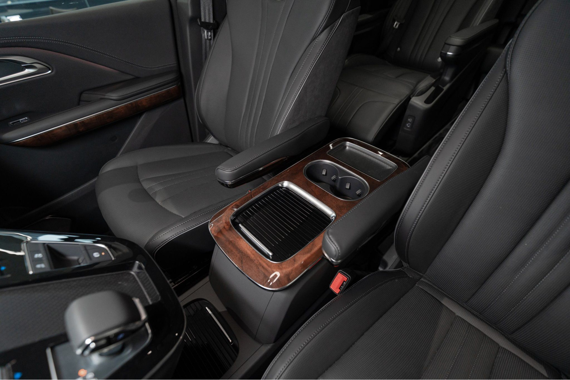 Hongqi HQ9 I, Черный / Dark Night, 6353780 рублей, вид 9