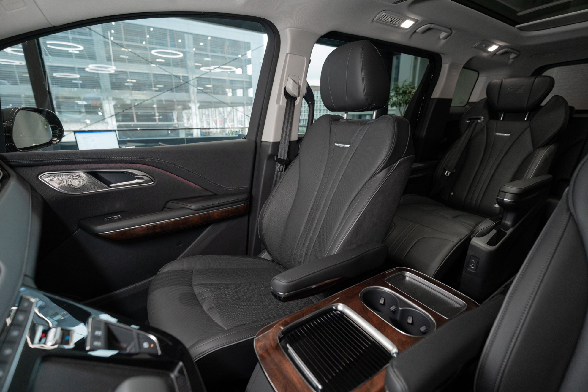 Hongqi HQ9 I, Черный / Dark Night, 6353780 рублей, вид 10