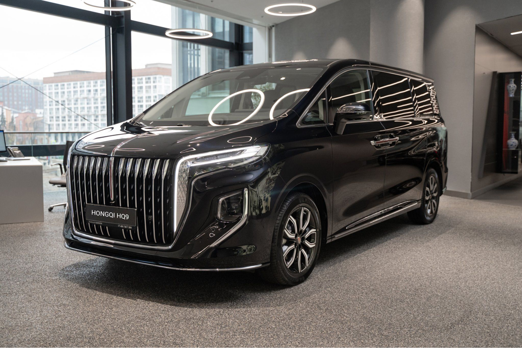 Hongqi HQ9 I, Черный / Dark Night, 6136000 рублей, вид 2