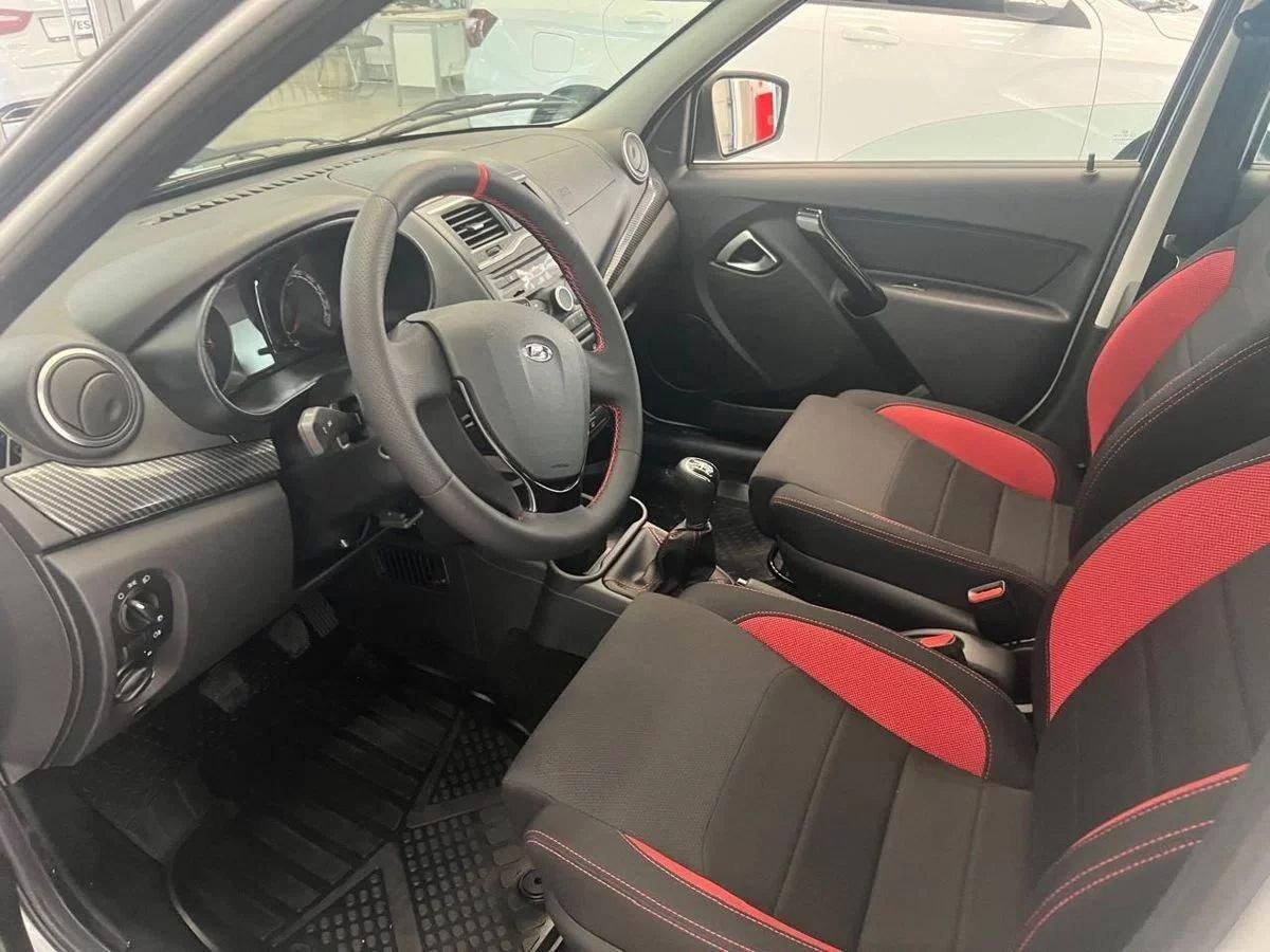 LADA Granta Sport седан I Рестайлинг, Белый "Ледниковый", 1186904 рублей, вид 8