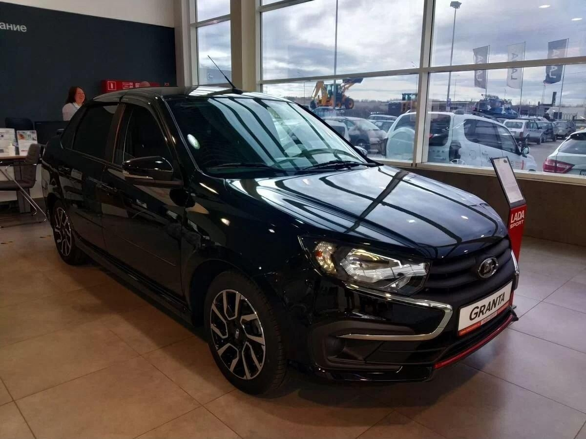 LADA Granta Sport седан I Рестайлинг, Черный "Пантера", 1186904 рублей, вид 3