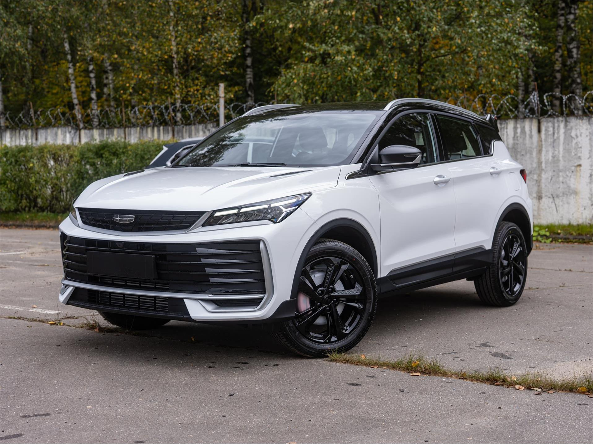 Geely Coolray I Рестайлинг 2, Crystal White / Белый, 1950892 рублей, вид 3