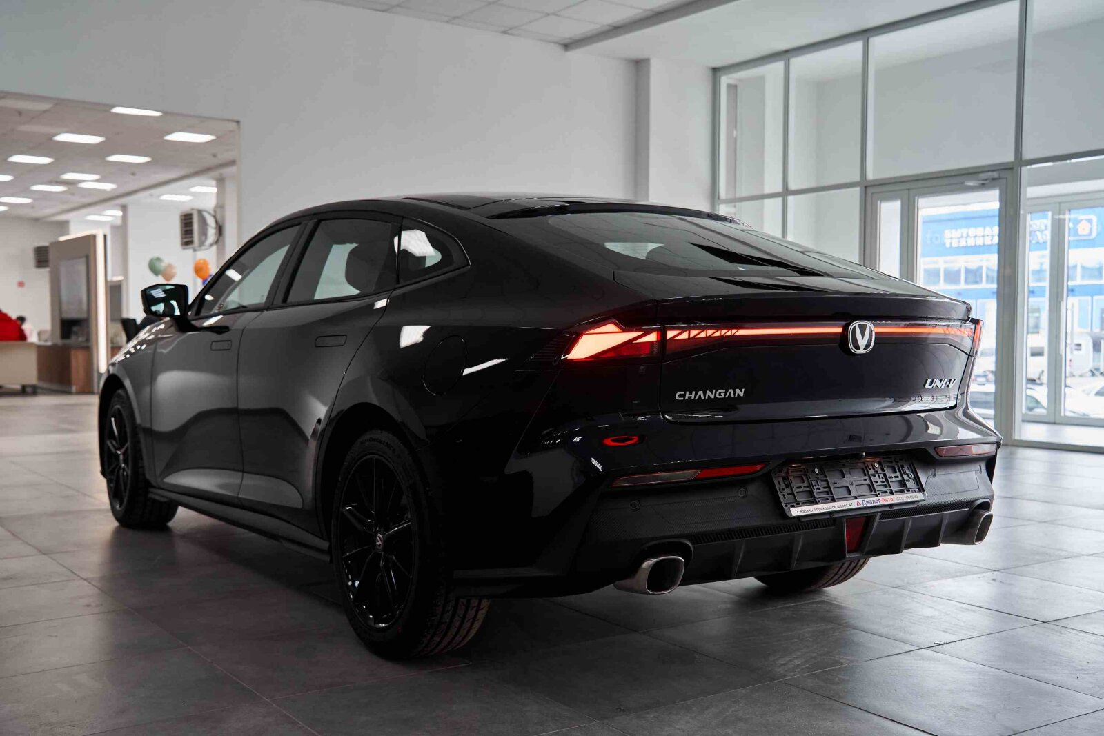 Changan UNI-V I, Звездный черный, 2829900 рублей, вид 4