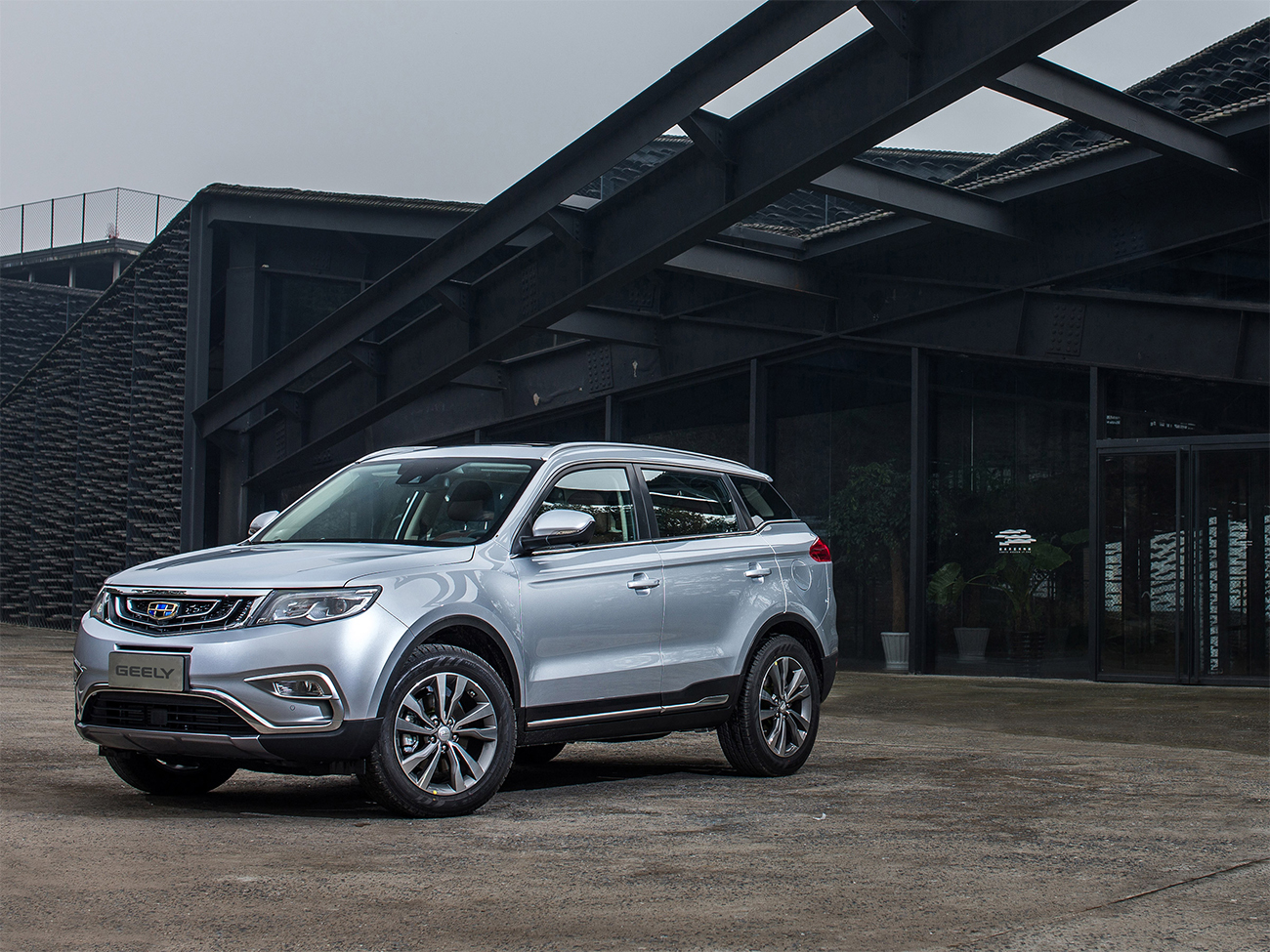 Джили атлас авито. Geely Atlas. Geely Atlas 2021. Джили атлас 2018. Модельный ряд Geely в России 2022.