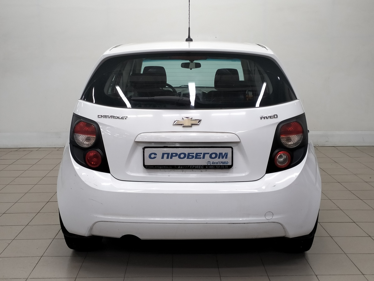 Chevrolet Aveo 2014 — миниатюра 3