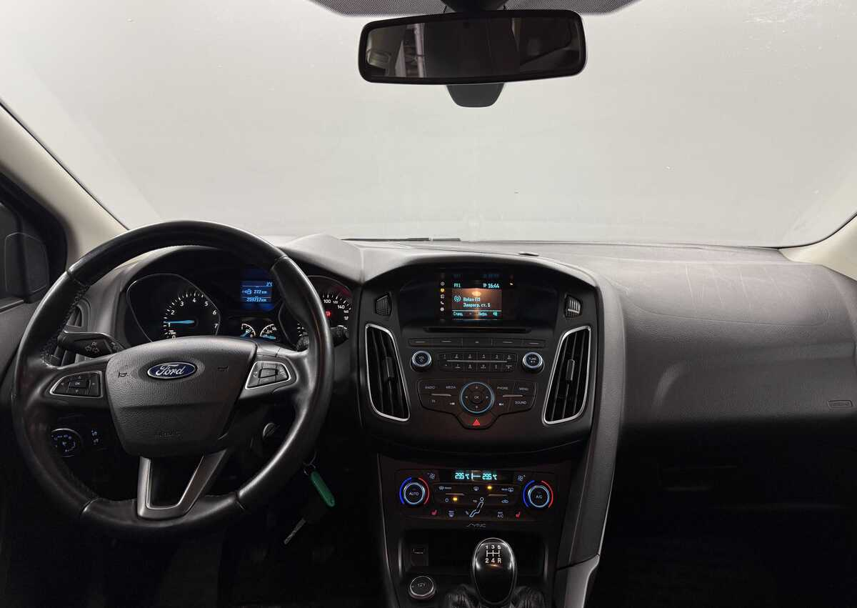 Ford Focus 2015 — миниатюра 5