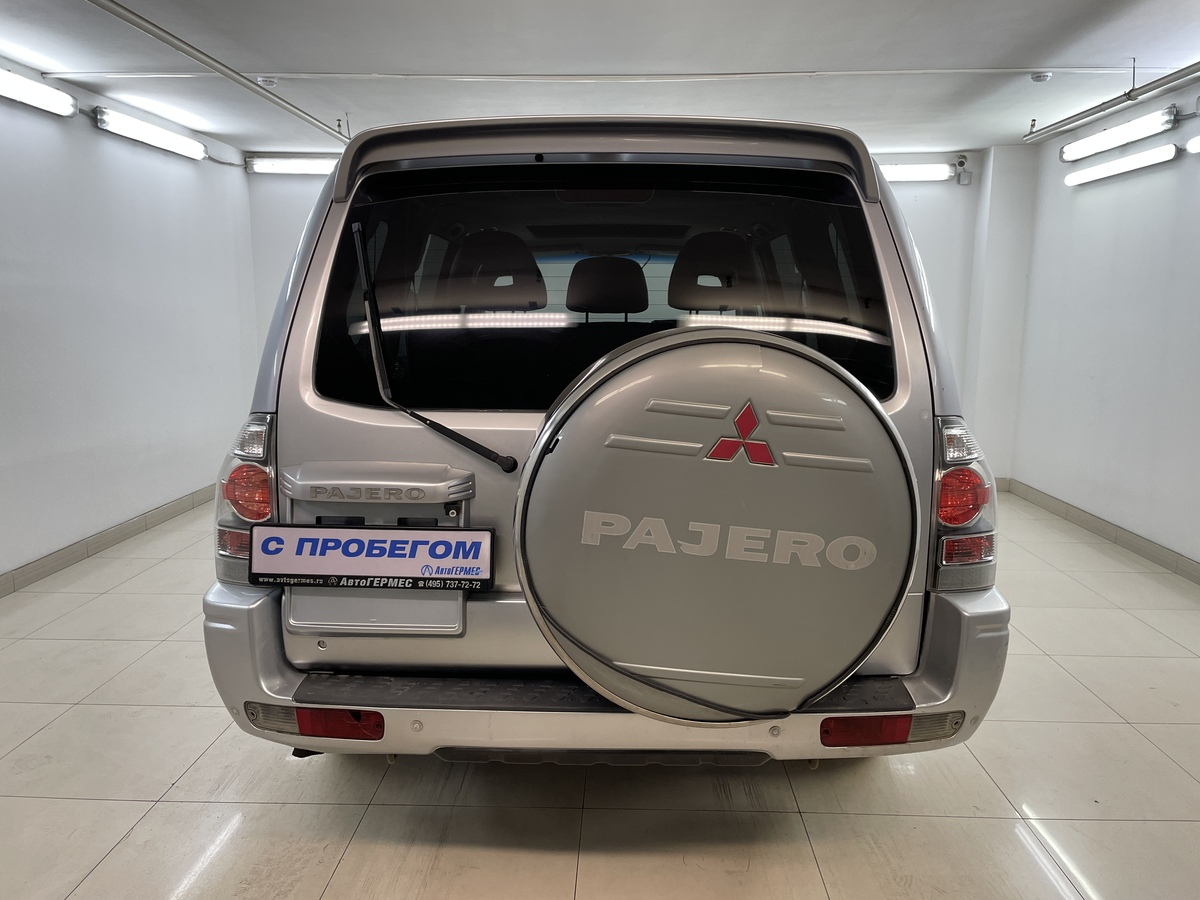 Mitsubishi Pajero 2006 — миниатюра 3