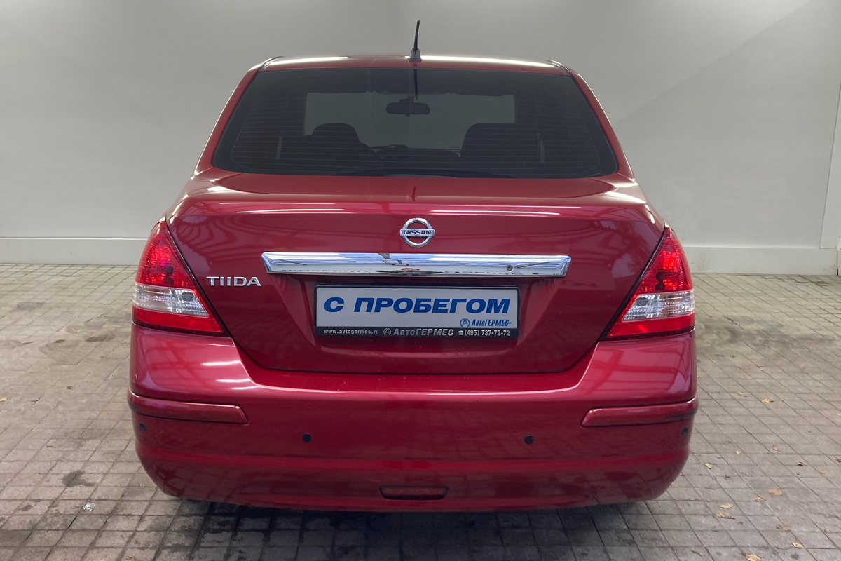 Nissan Tiida 2013 — миниатюра 3