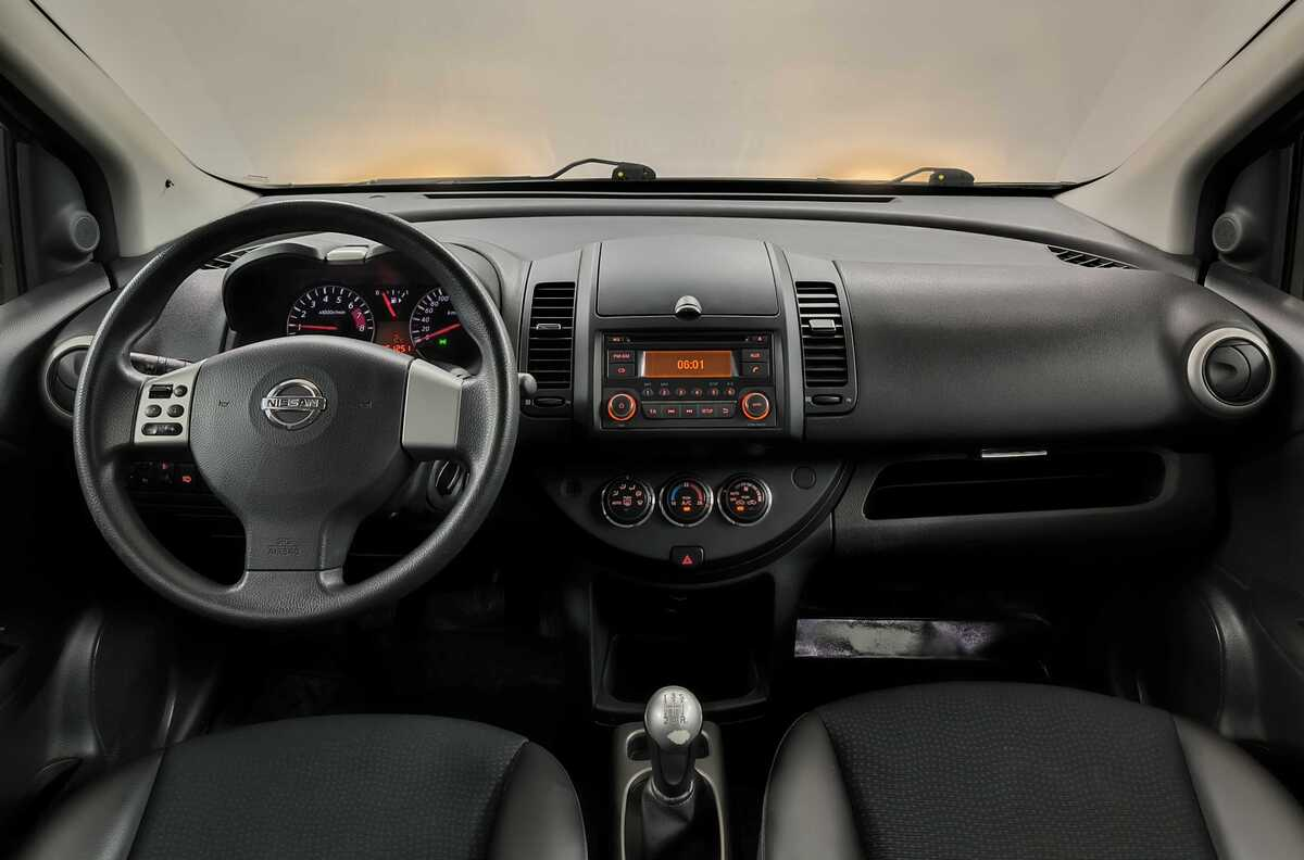 Nissan Note 2013 — миниатюра 5
