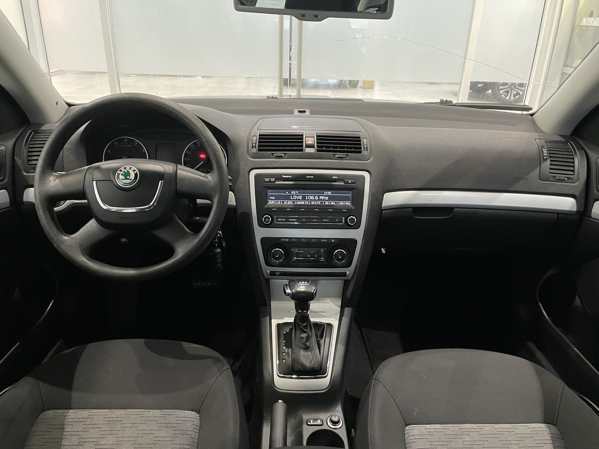 Skoda Octavia 2009 — миниатюра 5