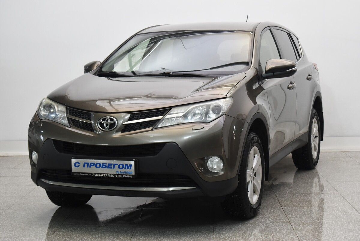 Toyota RAV4 2013 — купить в Москва