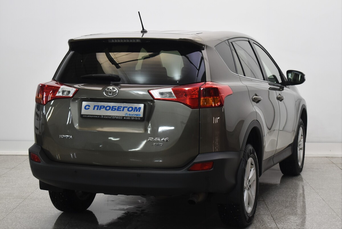 Toyota RAV4 2013 — миниатюра 4