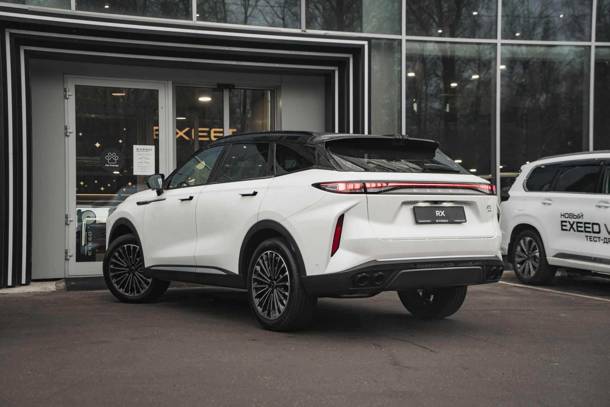 EXEED RX I, Кристаллический белый с черной крышей, 3720000 рублей, вид 2